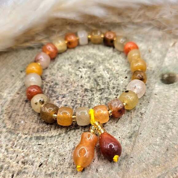 Nature Agates With Charms Bracelets - Picture 9 of 10